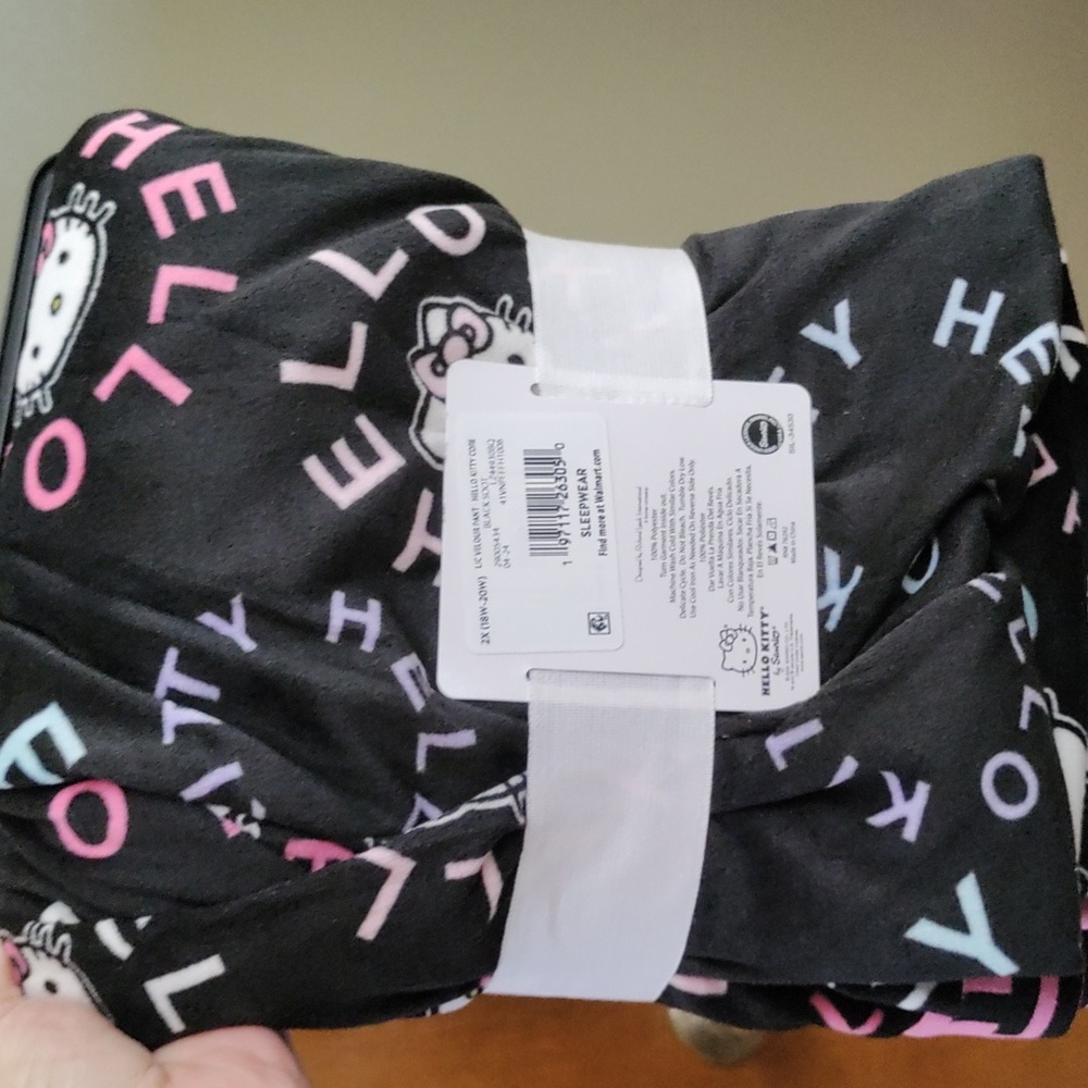 🌸Hello Kitty Black Sleep Pants NWT - Picture 5 of 6